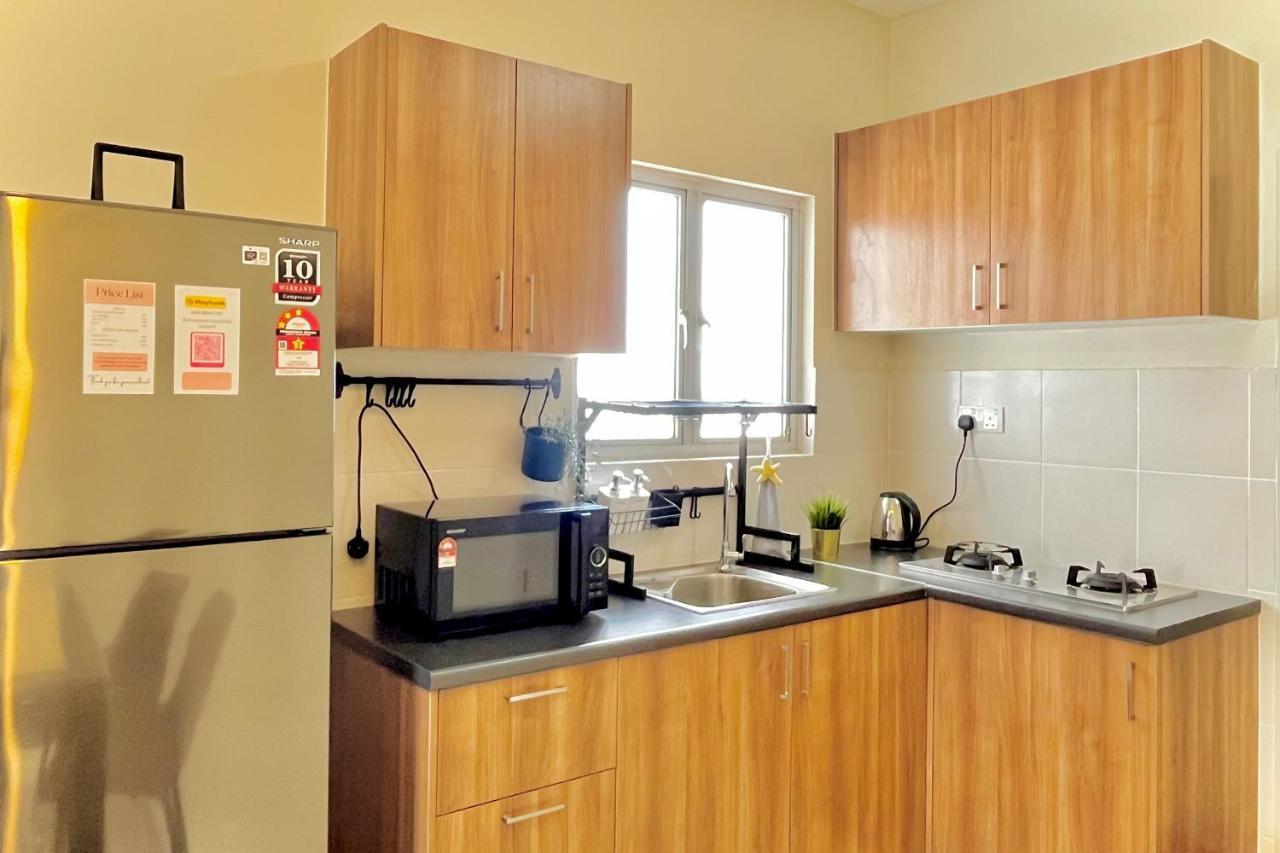 Apartment {new} 2br Alanis Designer @ Klia Center *