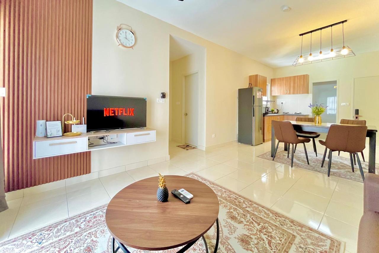 {new} 2br Alanis Designer @ Klia Center Apartment