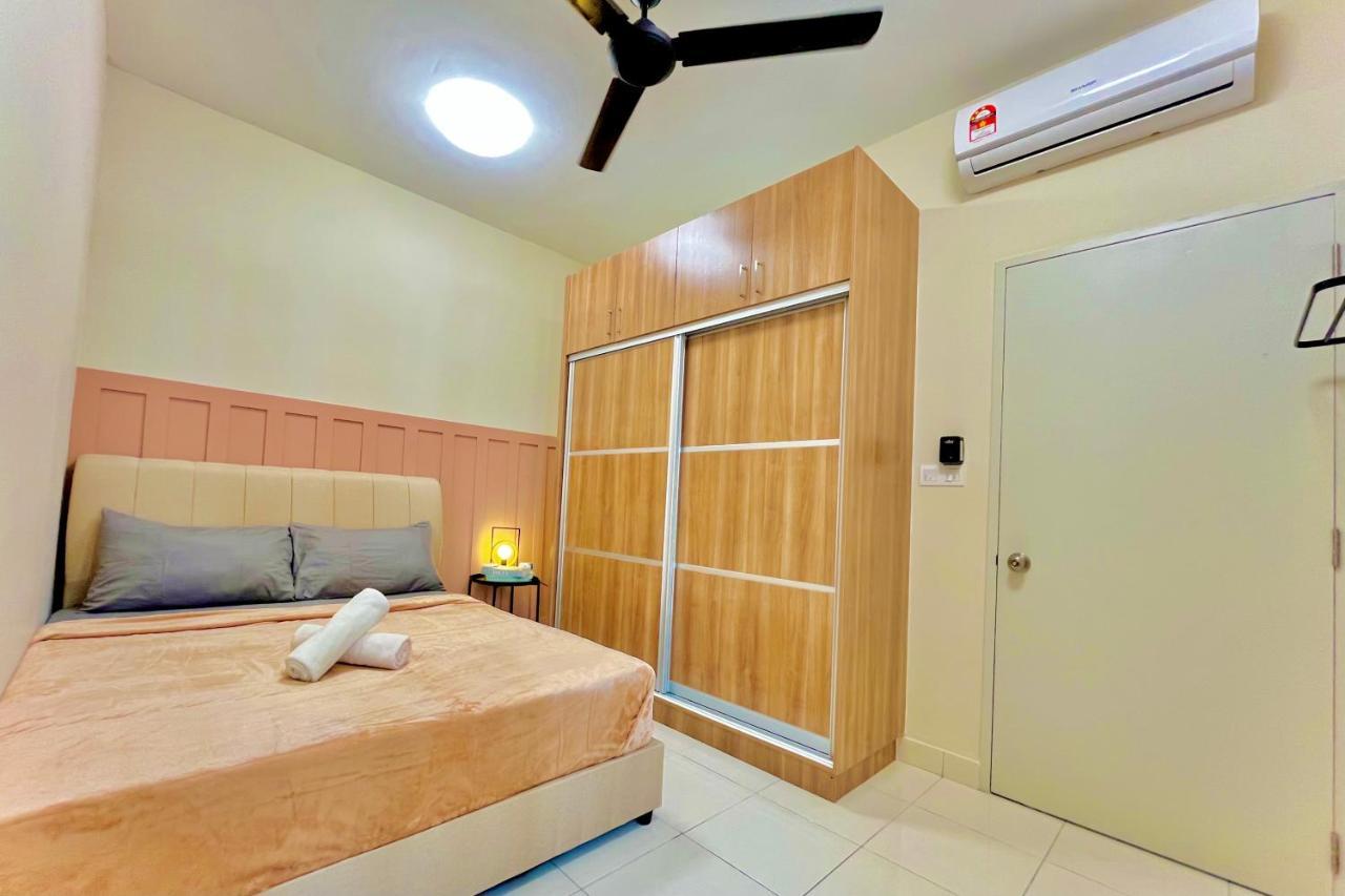 {new} 2br Alanis Designer @ Klia Center Sepang